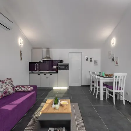 Countryside Pius - Happy Apartment *